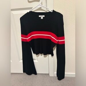 Renvy Black Cropped Sweater with Bell Sleeve Size Large